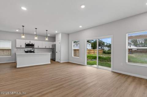 5024 Courtland Oaks Street, Jacksonville FL - photo 13 of 60