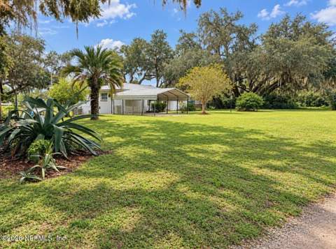 842 Lake Shore Terrace, Interlachen FL - photo 7 of 45