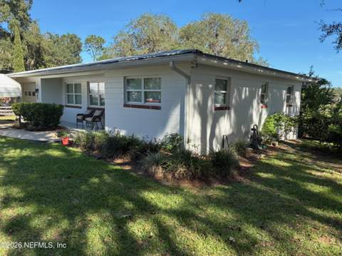 842 Lake Shore Terrace, Interlachen FL - photo 8 of 45