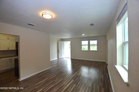 1516 Ribault Scenic Drive, Jacksonville FL - photo 14 of 49