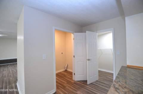 1516 Ribault Scenic Drive, Jacksonville FL - photo 19 of 49