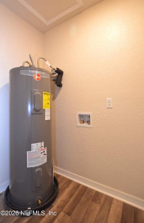 1516 Ribault Scenic Drive, Jacksonville FL - photo 20 of 49