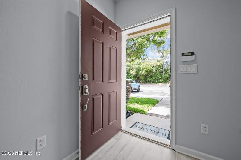 2 bedroom Townhouse at 8077 Summerside Circle, Summerfield, Jacksonville — photo 5