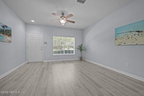 8077 Summerside Circle, Jacksonville FL - photo 8 of 37