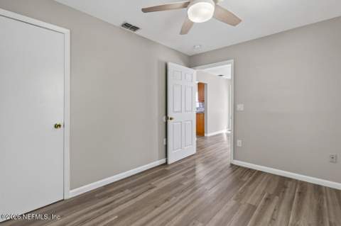 3049 Starratt Road, Jacksonville FL - photo 16 of 45