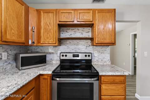 3049 Starratt Road, Jacksonville FL - photo 21 of 45