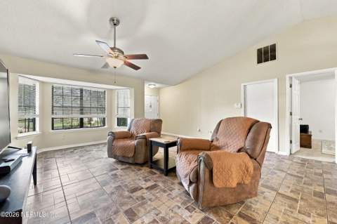 4926 Garden Moss Circle, Jacksonville FL - photo 11 of 39