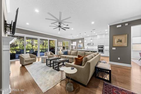 10318 Silverbrook Trail, Jacksonville FL - photo 8 of 50