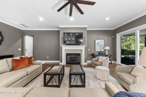 10318 Silverbrook Trail, Jacksonville FL - photo 6 of 50