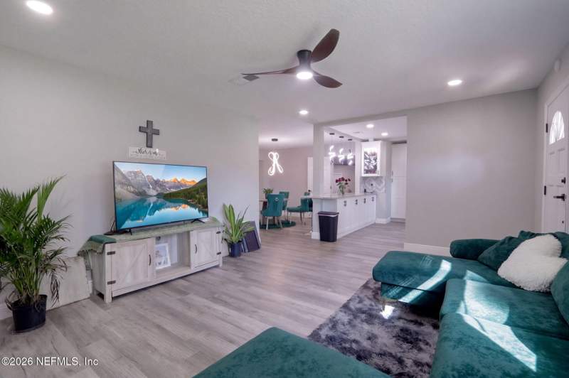 4 bedroom Single Family Residence at 332 Tidewater Circle, Tidewater Harbor, Jacksonville — photo 4