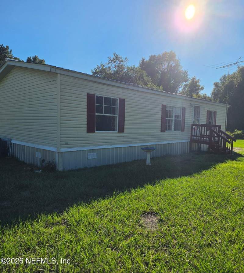 3 bedroom Mobile Home at 136 E Moccasin Creek Lane, Moccasin Creek, Palatka — photo 3