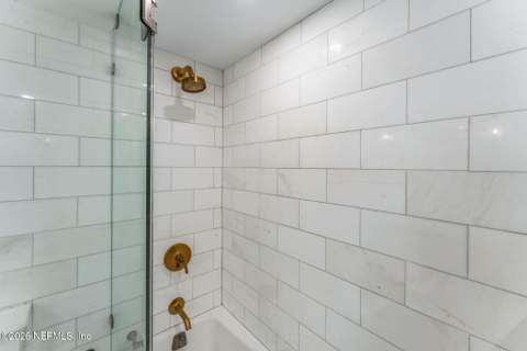 4300 Lakeside Drive #9, Jacksonville FL - photo 23 of 33