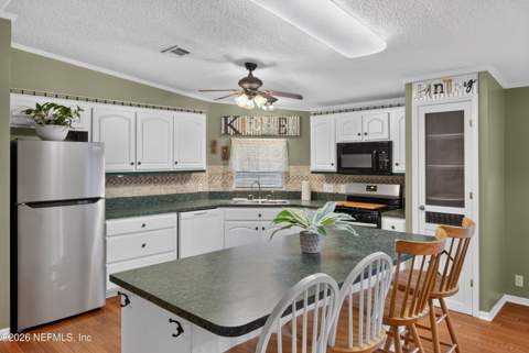 7990 Floral Ridge Circle, Keystone Heights FL - photo 23 of 52