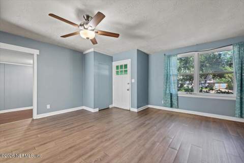 2818 Ernest Street, Jacksonville FL - photo 7 of 26