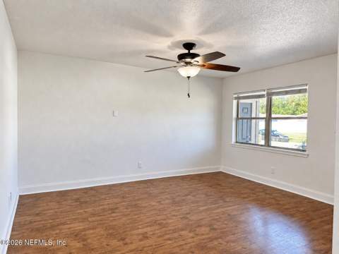 7446 Centauri Road, Jacksonville FL - photo 7 of 35