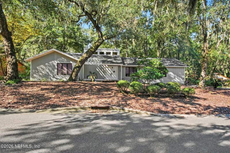 2 bedroom Single Family Residence at 12082 Hidden Hills Drive, Hidden Hills, Jacksonville — photo 2