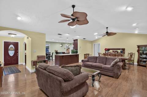 657 SE 2nd Avenue, Melrose FL - photo 19 of 71