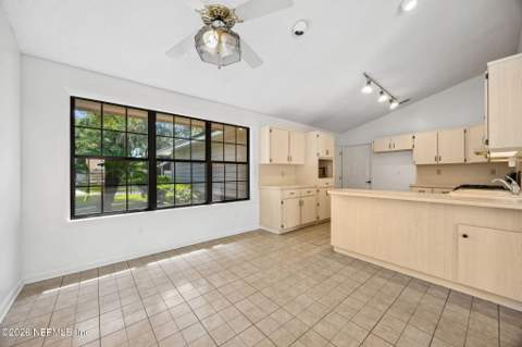 2628 Pirates Bay Drive, Fernandina Beach FL - photo 15 of 29