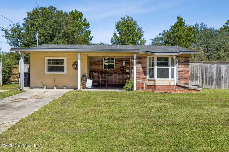 3 bedroom Single Family Residence at 5223 Hollycrest Drive, Hillcrest, Jacksonville — photo 2