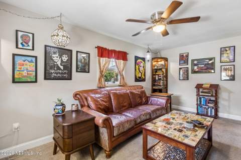 5223 Hollycrest Drive, Jacksonville FL - photo 21 of 39