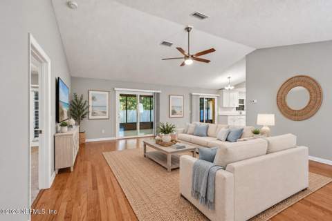 936 Delcie Drive, St. Augustine FL - photo 6 of 32