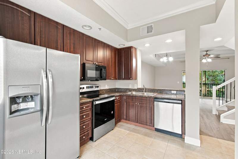 2 bedroom Condominium at 9745 Touchton Road #526, Il Villagio, Jacksonville — photo 4