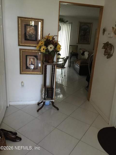 8913 Shindler Crossing Drive, Jacksonville FL - photo 6 of 21
