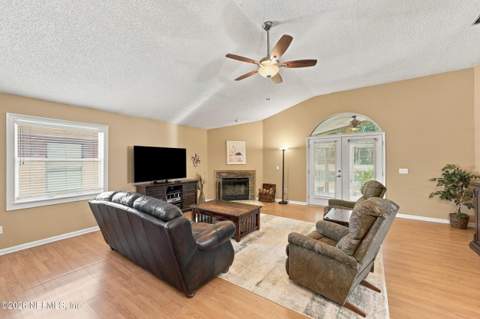 729 Putters Green Way, Jacksonville FL - photo 11 of 71