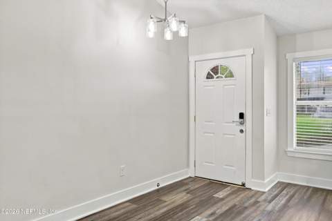 5015 Verdis Street, Jacksonville FL - photo 10 of 50
