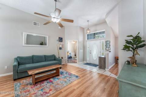 11336 Doubleday Court, Jacksonville FL - photo 9 of 46