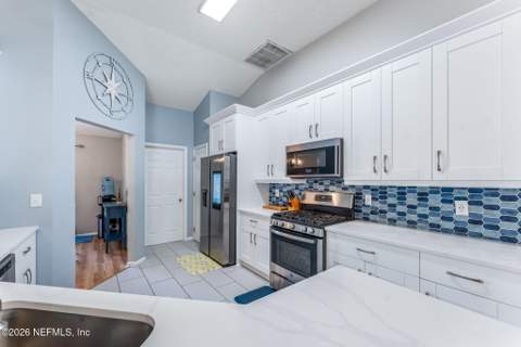 11336 Doubleday Court, Jacksonville FL - photo 14 of 46