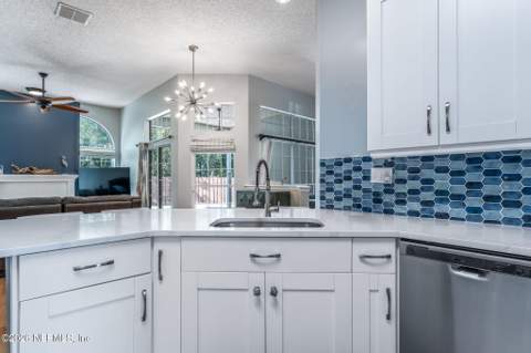 11336 Doubleday Court, Jacksonville FL - photo 18 of 46