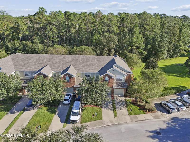 3 bedroom Townhouse at 6975 Roundleaf Drive, Greenbrier At Bartram Park, Jacksonville — photo 3
