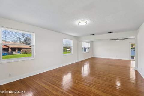 10206 N Shoreview, Jacksonville FL - photo 15 of 49