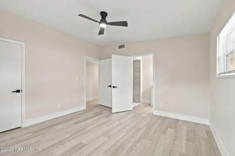 901 Townsend Boulevard, Jacksonville FL - photo 15 of 19