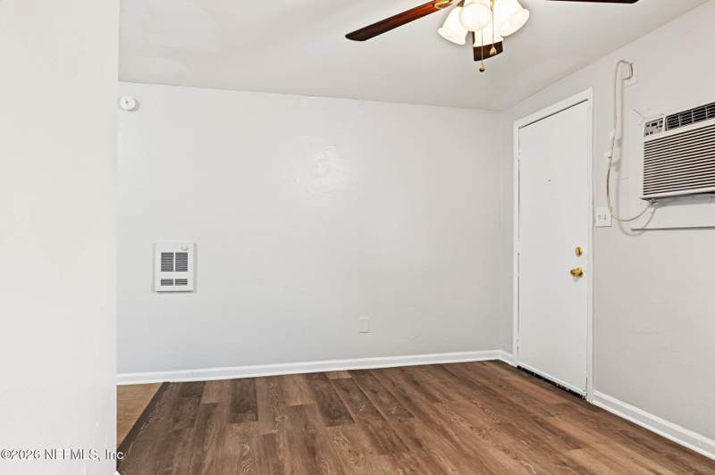 4 bedroom Duplex at 2110 Brooklyn Road, Estates At Aloma Woods Ph 3, Jacksonville — photo 5