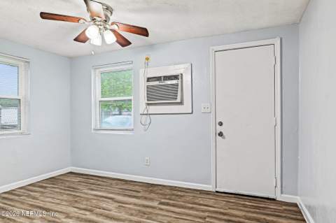 2110 Brooklyn Road, Jacksonville FL - photo 15 of 24