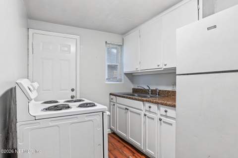 2114 Brooklyn Road, Jacksonville FL - photo 11 of 24