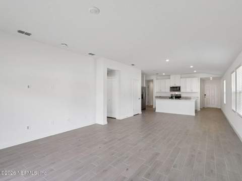10676 Lishwood Way, Jacksonville FL - photo 7 of 13