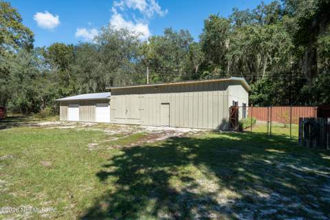 1028 Lake Asbury Drive, Green Cove Springs FL - photo 7 of 48