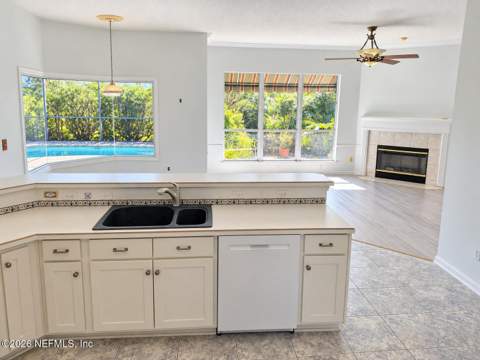9278 Hawks Run Lane, Jacksonville FL - photo 6 of 22