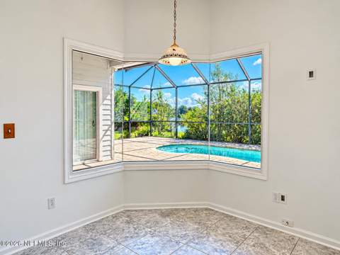 9278 Hawks Run Lane, Jacksonville FL - photo 9 of 22
