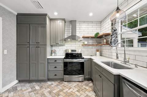 1760 Mayview Road, Jacksonville FL - photo 8 of 62