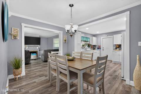 1050 Chapeau Road, Jacksonville FL - photo 11 of 49
