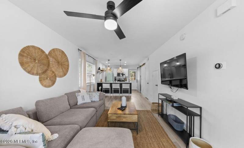 2 bedroom Townhouse at 525 6th Avenue, Pablo Beach South, Jacksonville Beach — photo 4