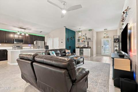 12557 Creekside Manor Drive, Jacksonville FL - photo 10 of 27