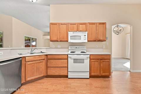 10899 Hamilton Downs Court, Jacksonville FL - photo 18 of 33