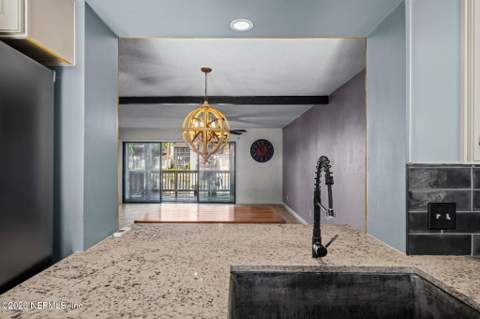 7827 La Sierra Court #7827, Jacksonville FL - photo 13 of 44