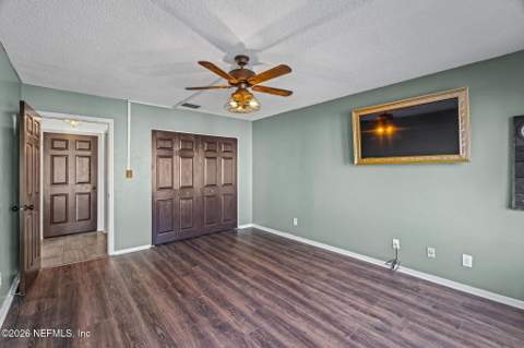 7827 La Sierra Court #7827, Jacksonville FL - photo 24 of 44