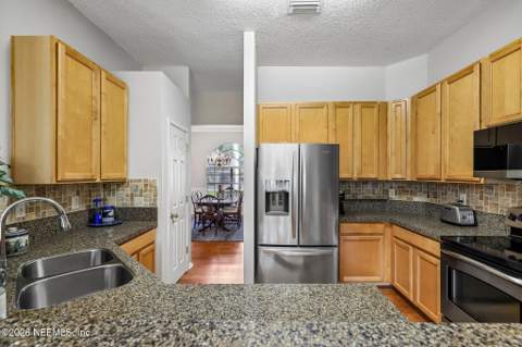 781 Grand Parke Drive, Jacksonville FL - photo 15 of 57